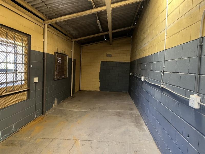 To Let commercial Property for Rent in Paarden Eiland Western Cape